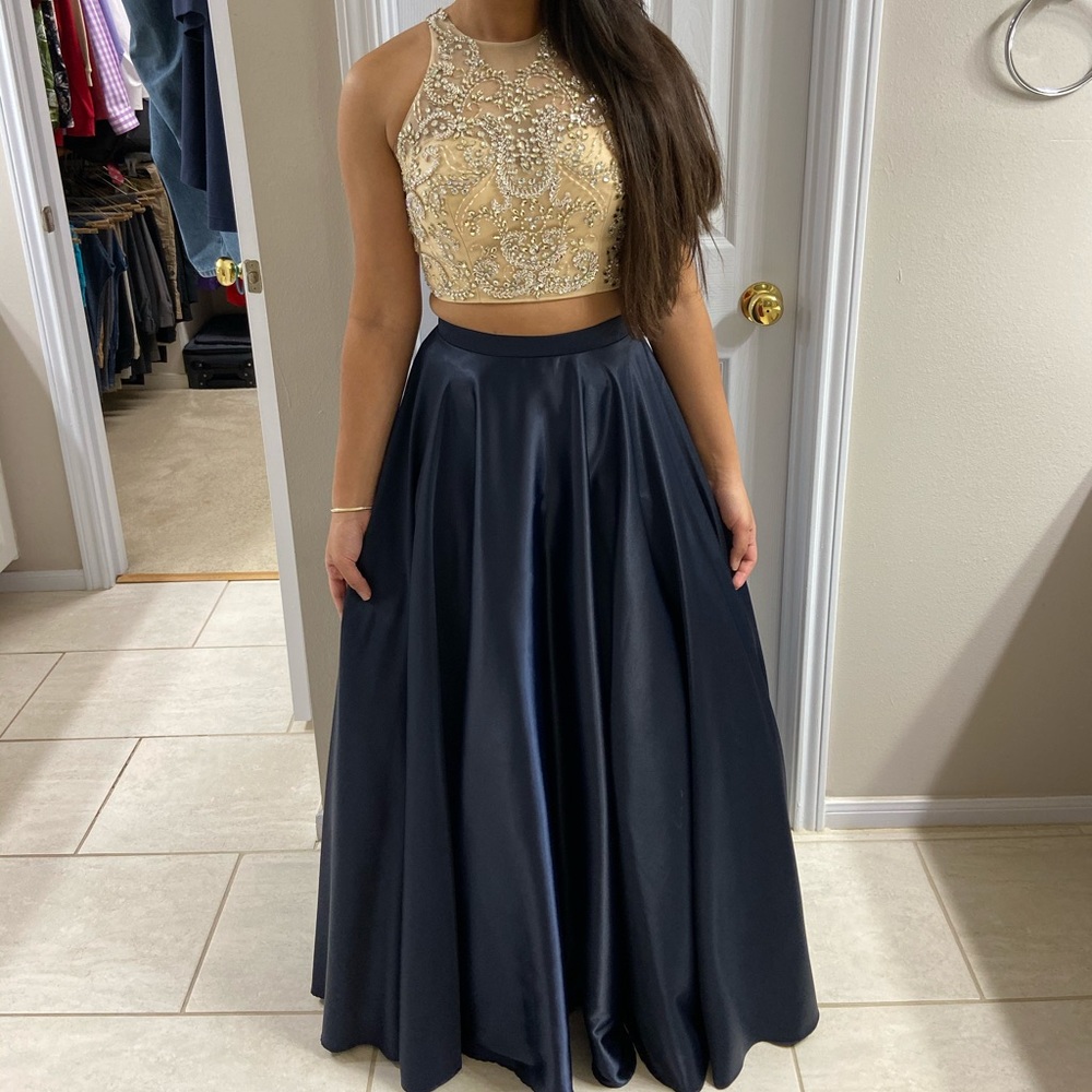 Prom girl 2 piece
